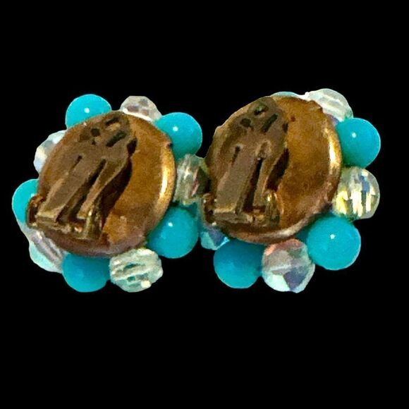 Vintage turquoise glass bead ab crystal filagree  cluster clip earrings - Picture 5 of 7